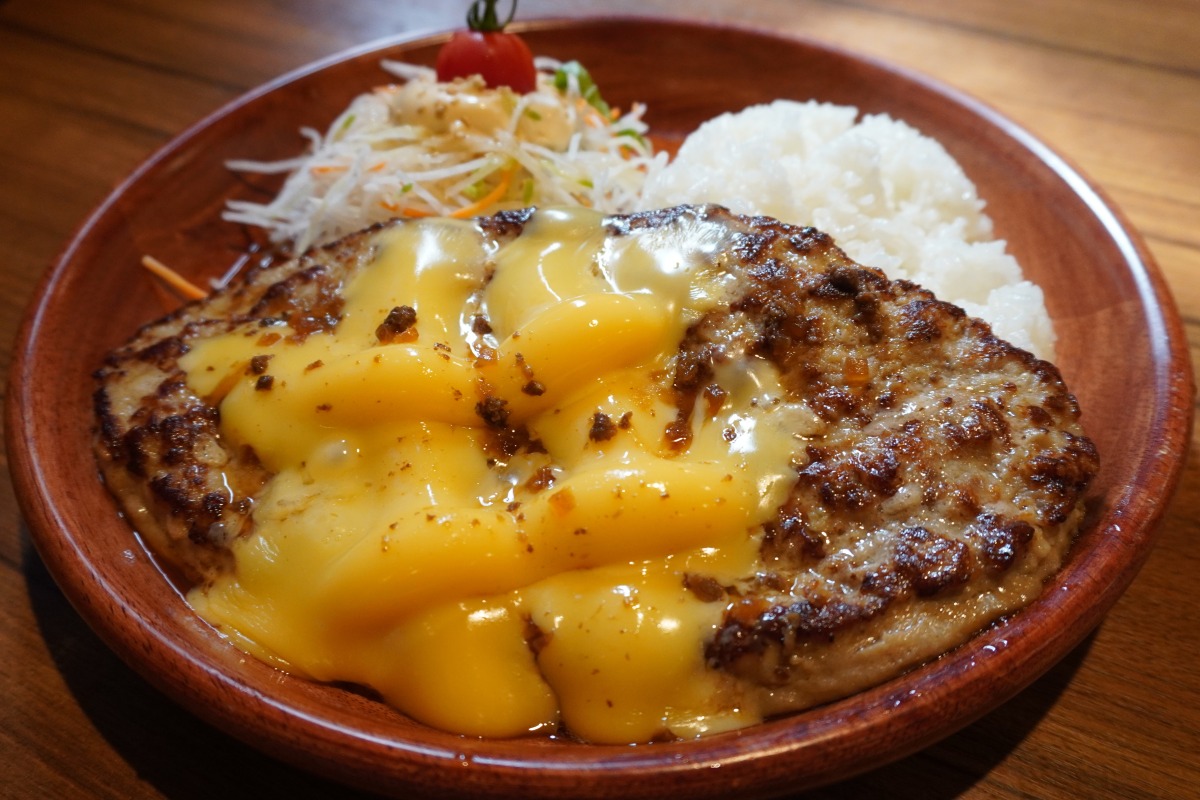 びっくりドンキーの「ガリバーバーグディッシュ」