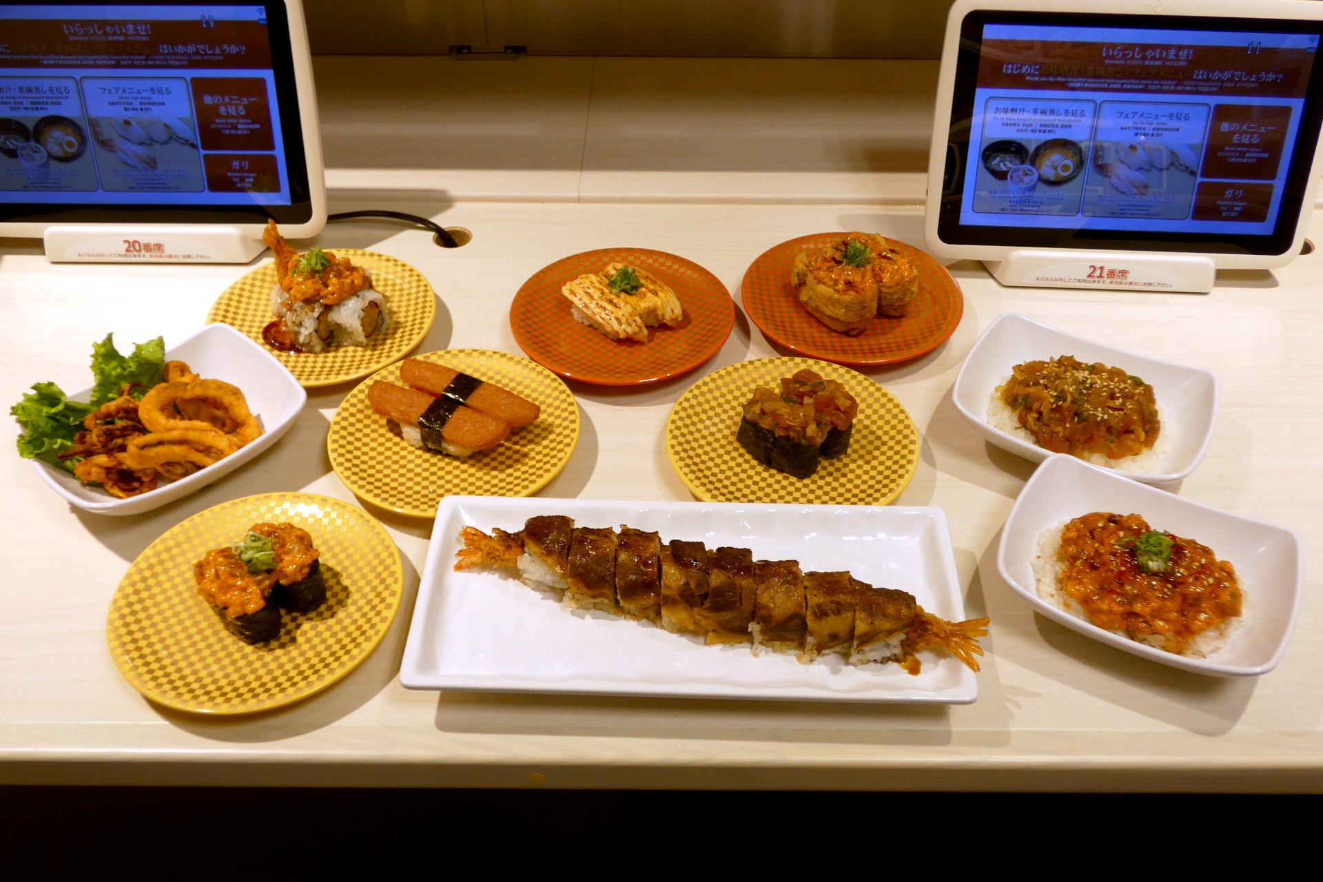 オープンにあわせて提供されるハワイフェアメニュー