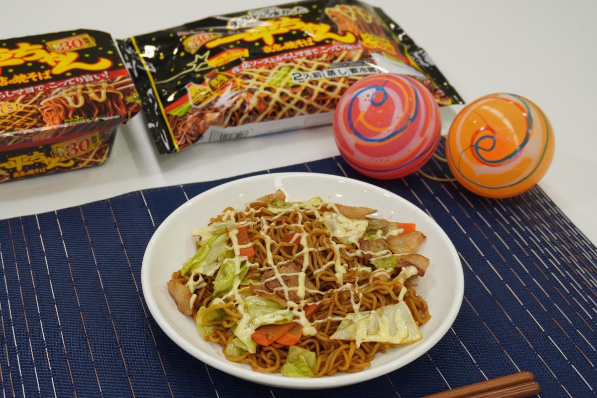 チルド 明星 一平ちゃん夜店の焼そば（商品に具は入らない）