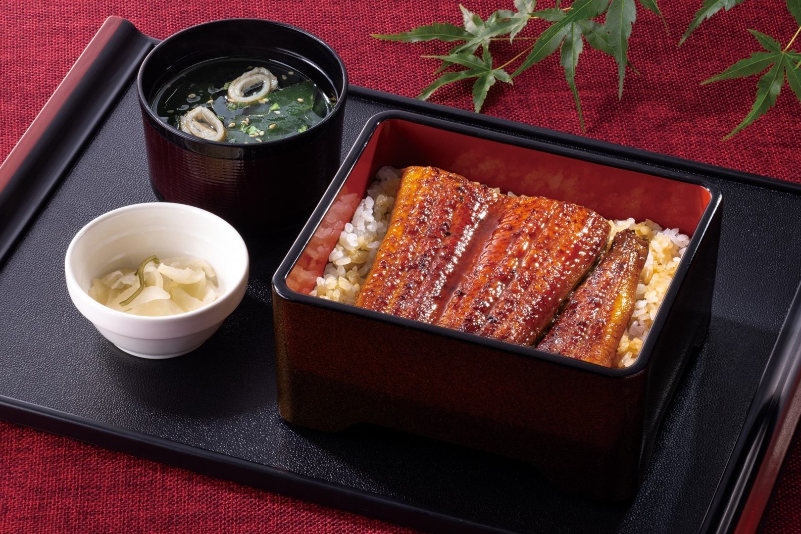 うな重（吸い物・漬物付き）