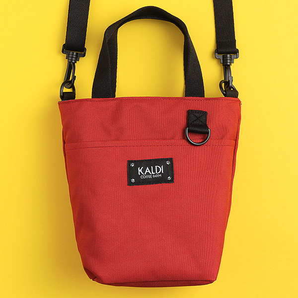 カルディコーヒーファーム「いぬの日おさんぽバッグ＆ポーチ＆ブランケットプレミアムセット」のセット内容