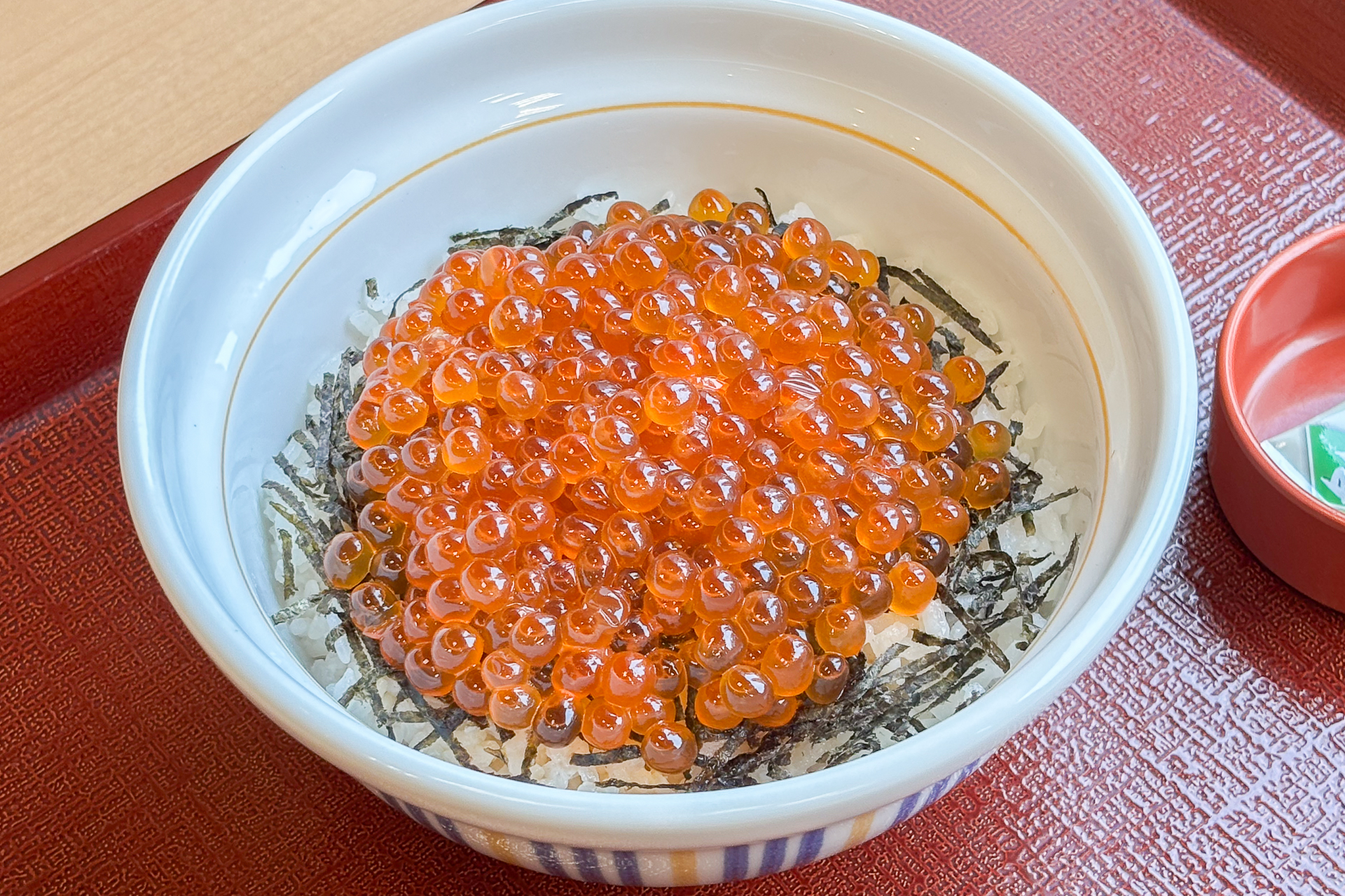 並盛でもいくらの存在感は十分