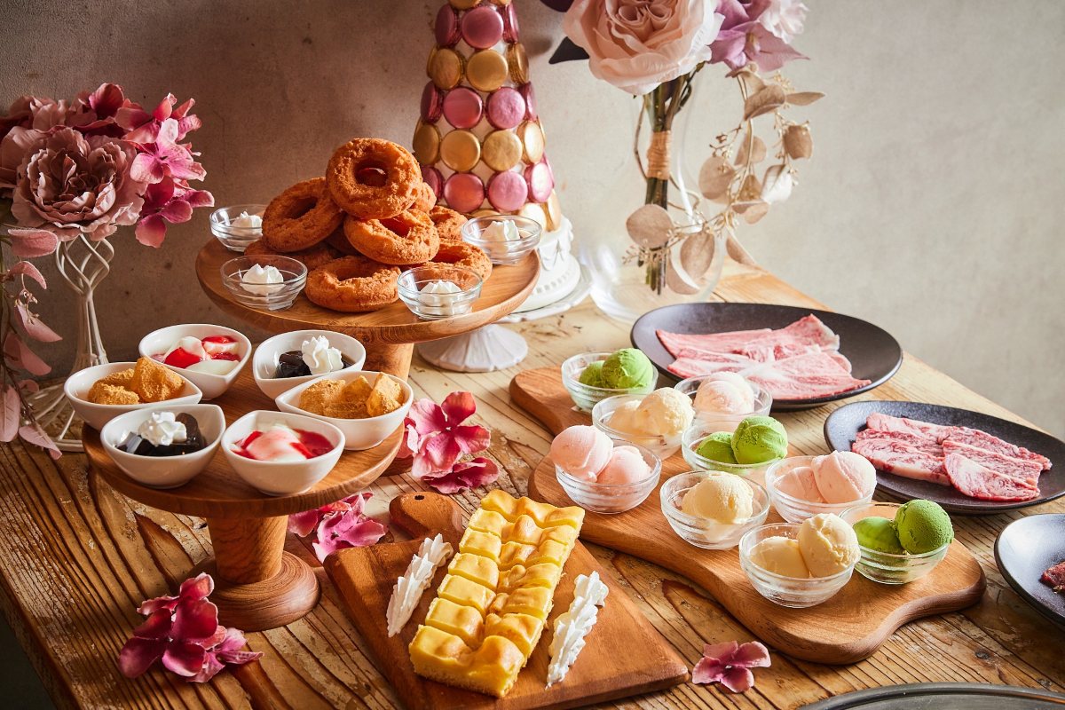 焼肉の後にぴったりのアイスやケーキを取り揃えている