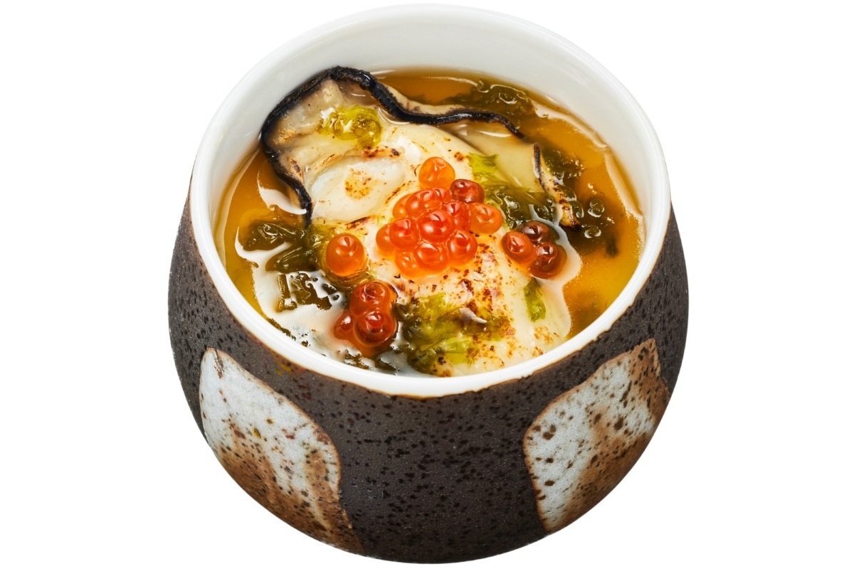 瀬戸内海産 蒸し牡蠣といくら あおさ餡茶碗蒸し