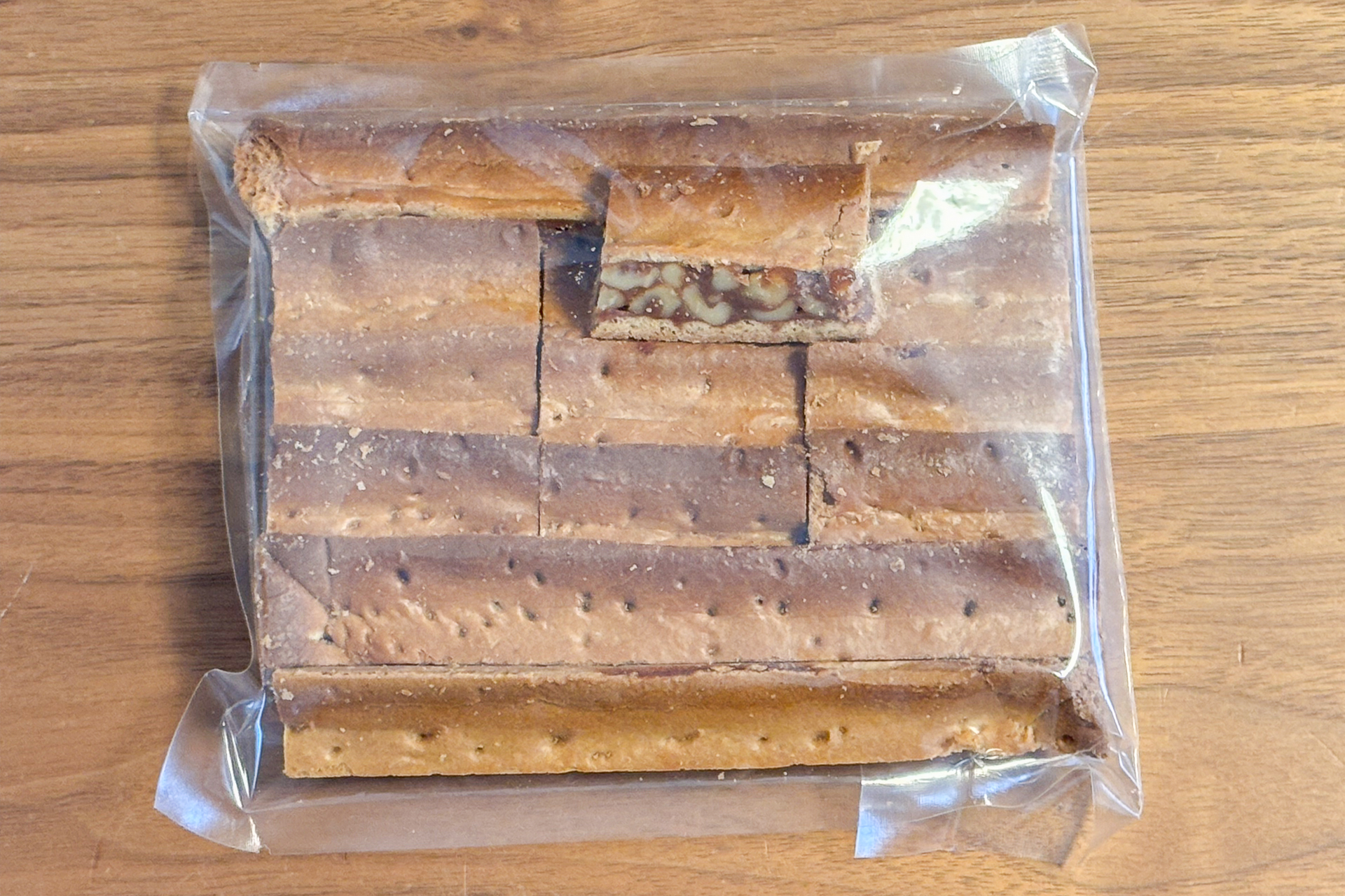 長短2種類の切り落としが270g入っています