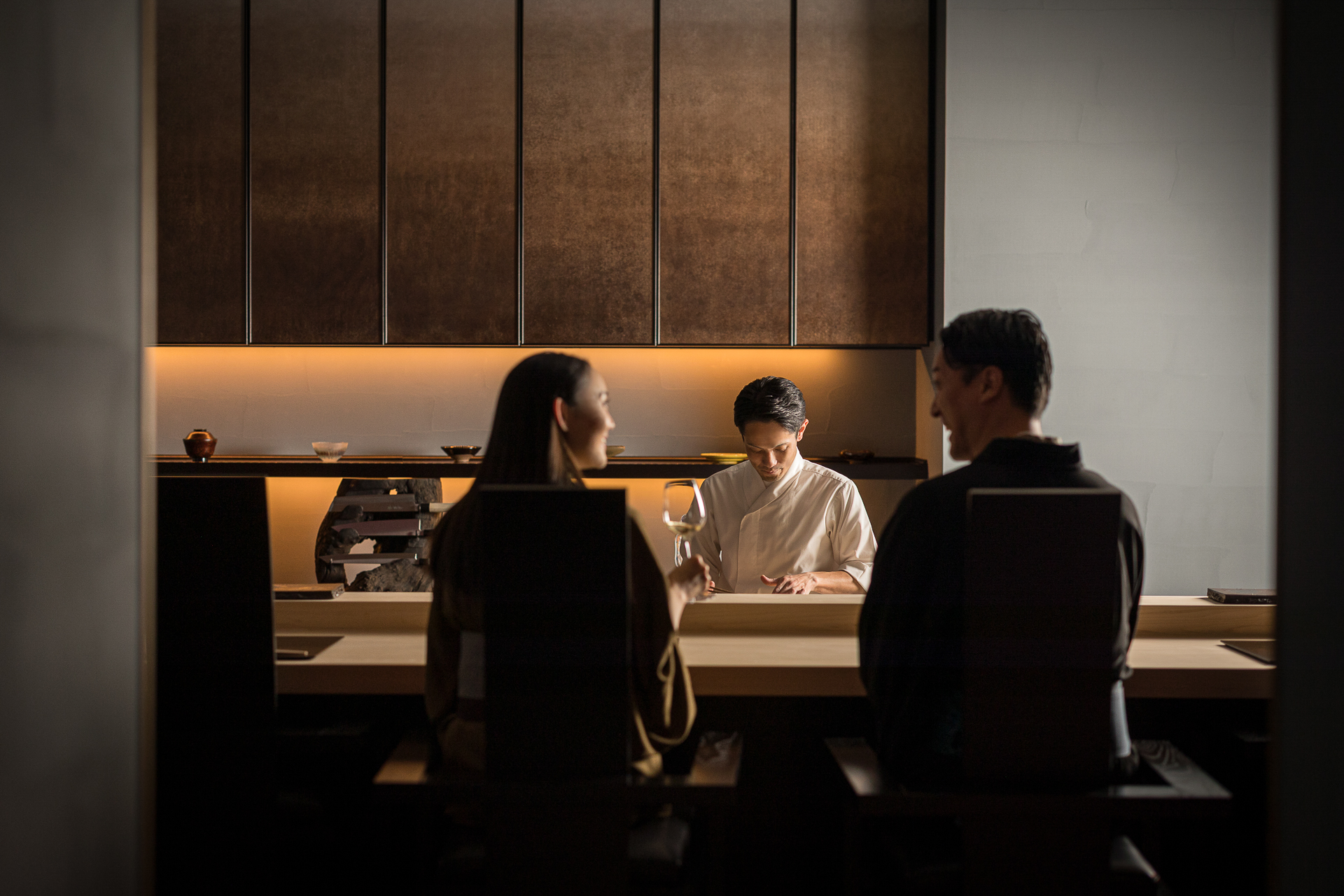 星のや東京の地下1階にある「鮨 大手門」