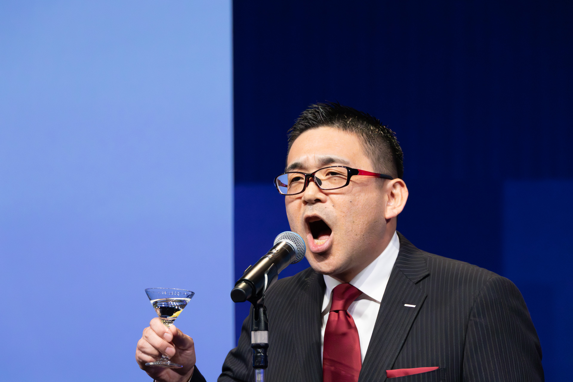 力強く「スコール！」と三唱するサントリー株式会社 HOSグローバル推進部 部長 奥田秀朗氏