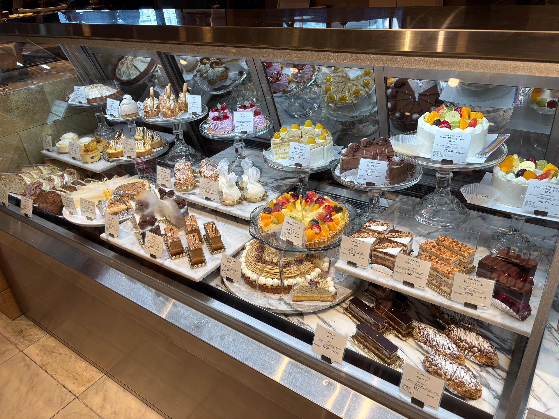 スイーツコーナー