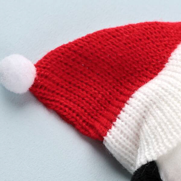 「スヌーピー クリスマス ニットハットポーチ」（1177円）