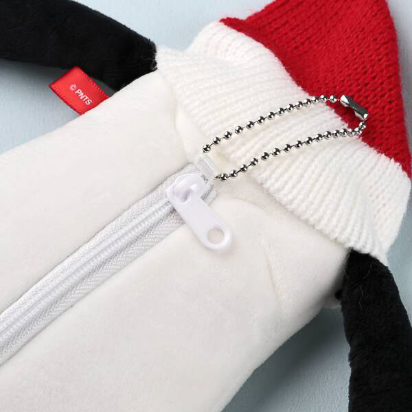 「スヌーピー クリスマス ニットハットポーチ」（1177円）