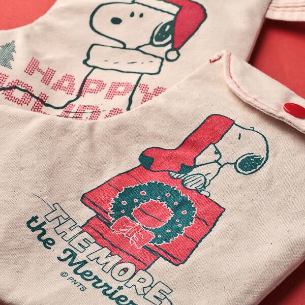 「スヌーピー オーガニックコットン ホリデーソックス」（1098円）