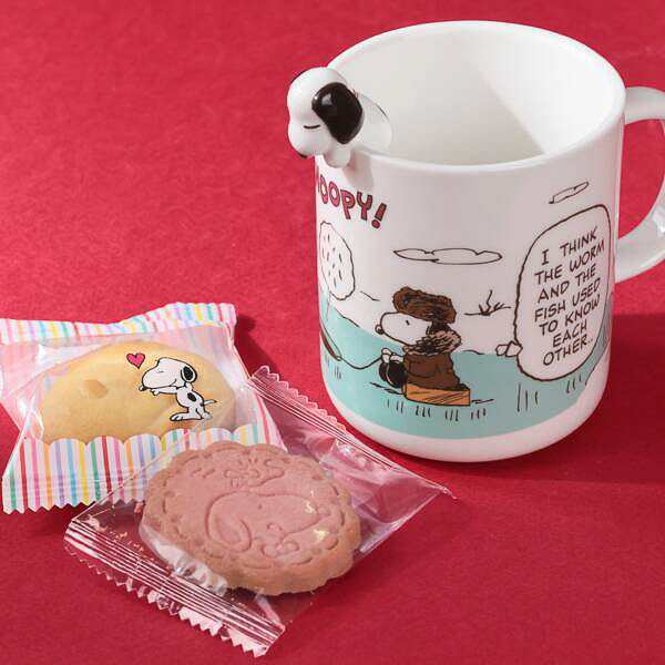 「ダンキンスヌーピーカップ」（釣り）