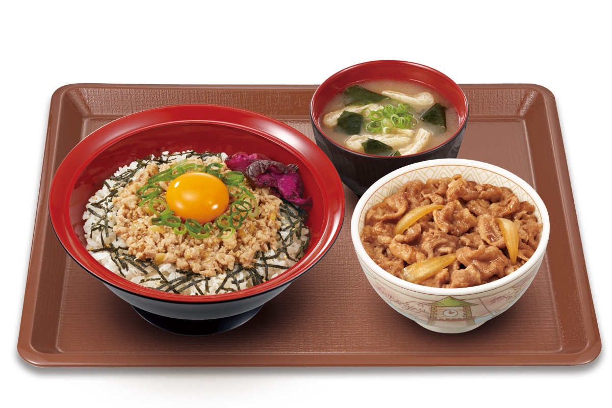 そぼろWセット（旨だしとりそぼろ丼並盛＋牛丼ミニ＋みそ汁）