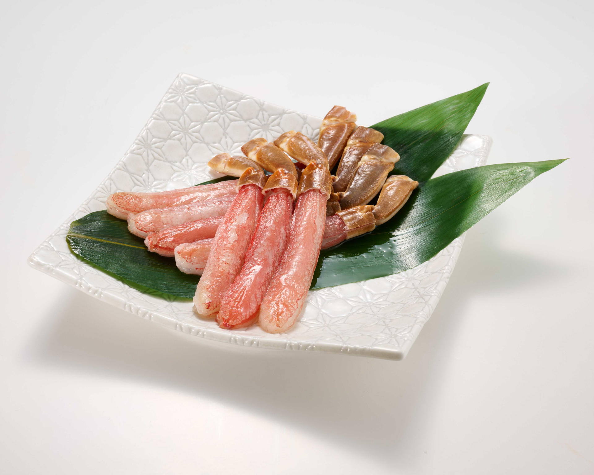 「生ずわい蟹（生食用）」（3980円）