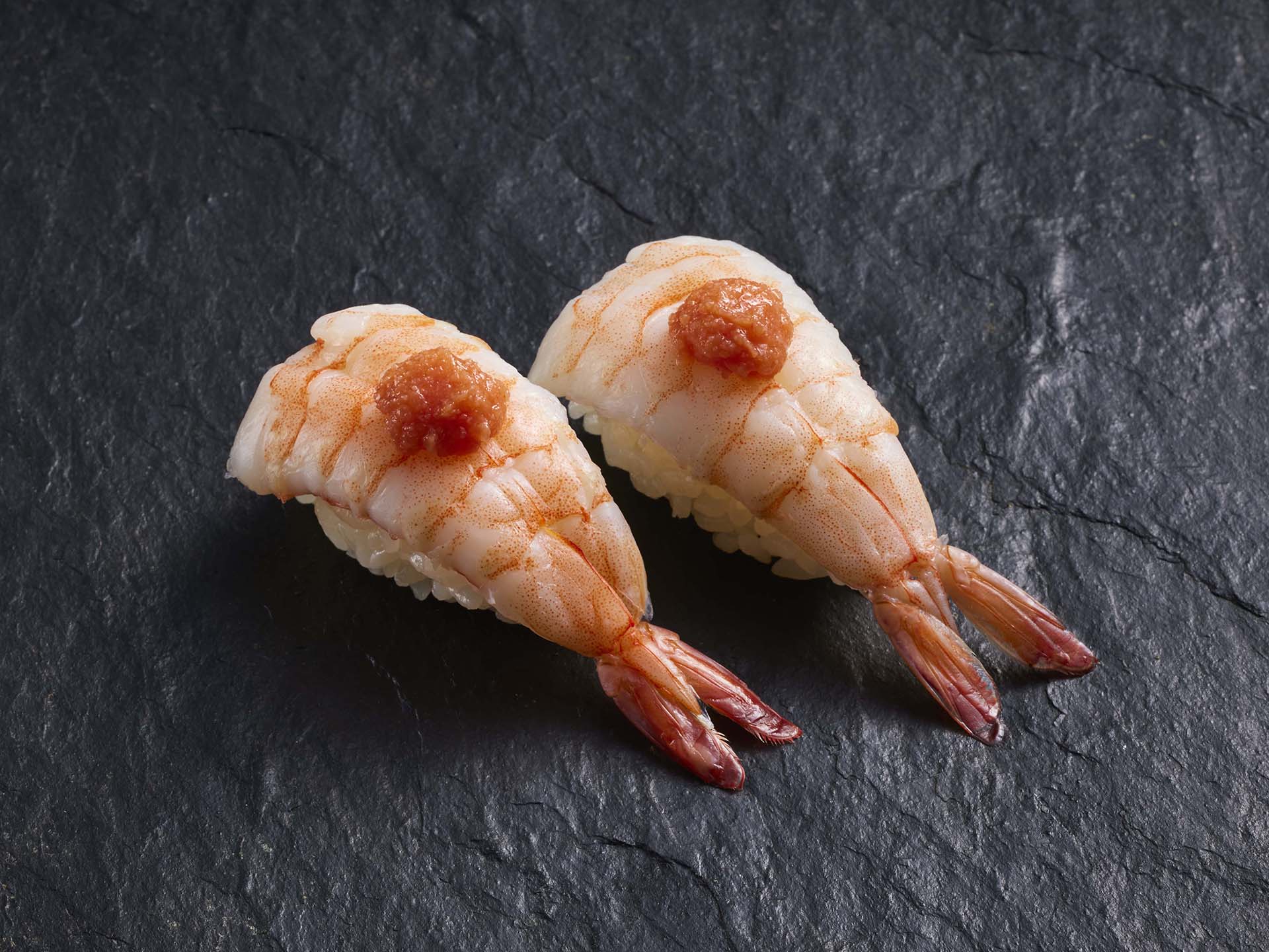 「【食卓のやまや】博多明太子海老握り」（264円）