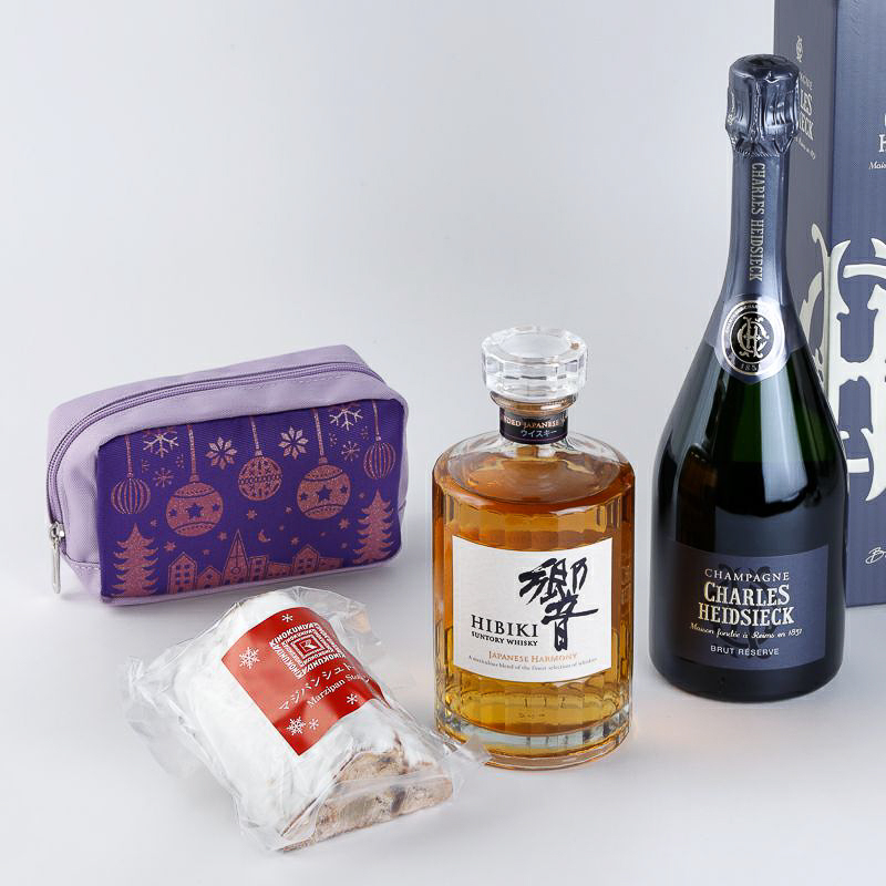 「紀ノ国屋 冬の晩酌 シュトーレンセット（響＆シャルル・エドシック）」（2万6000円）