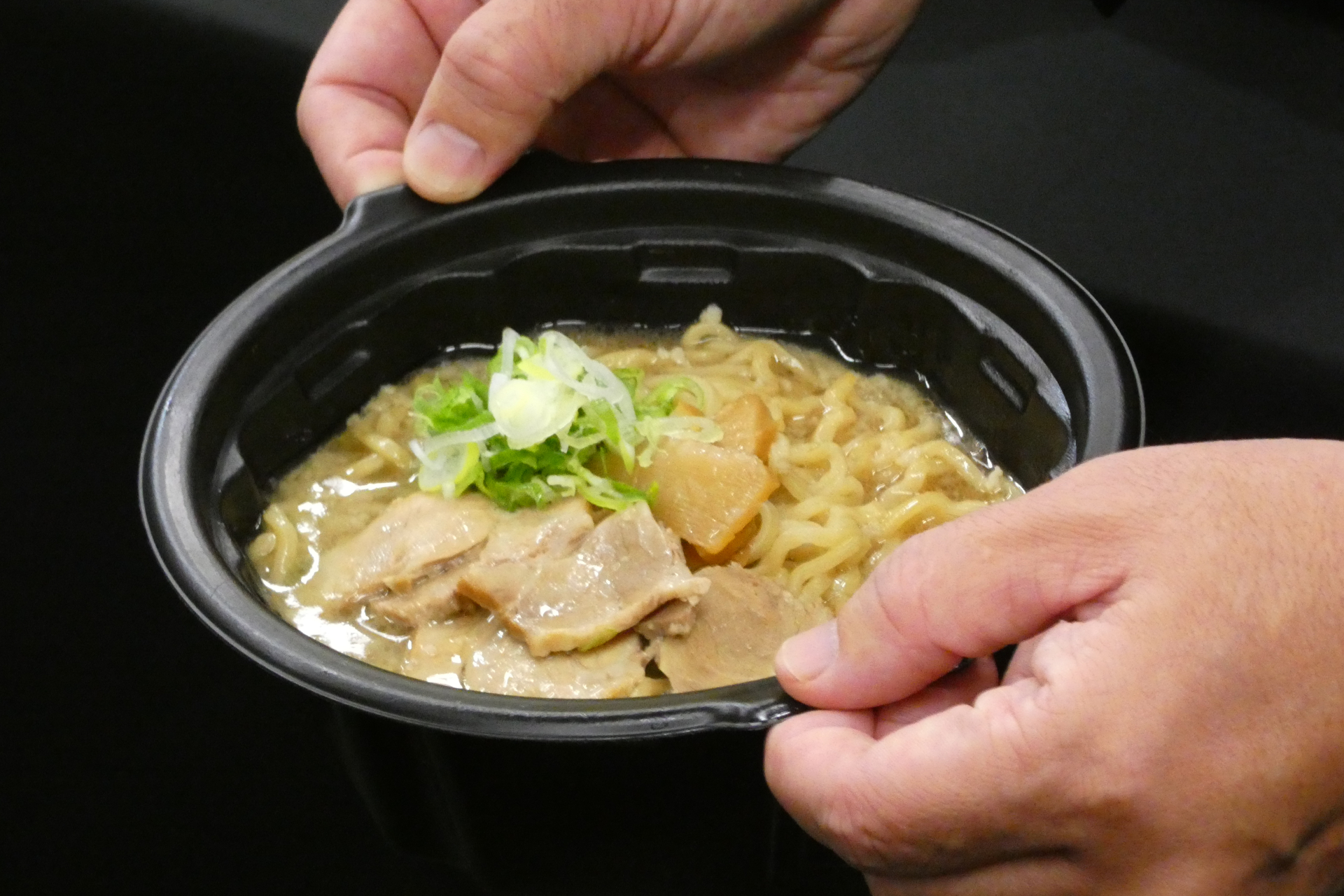 90秒ほどでラーメンができあがった
