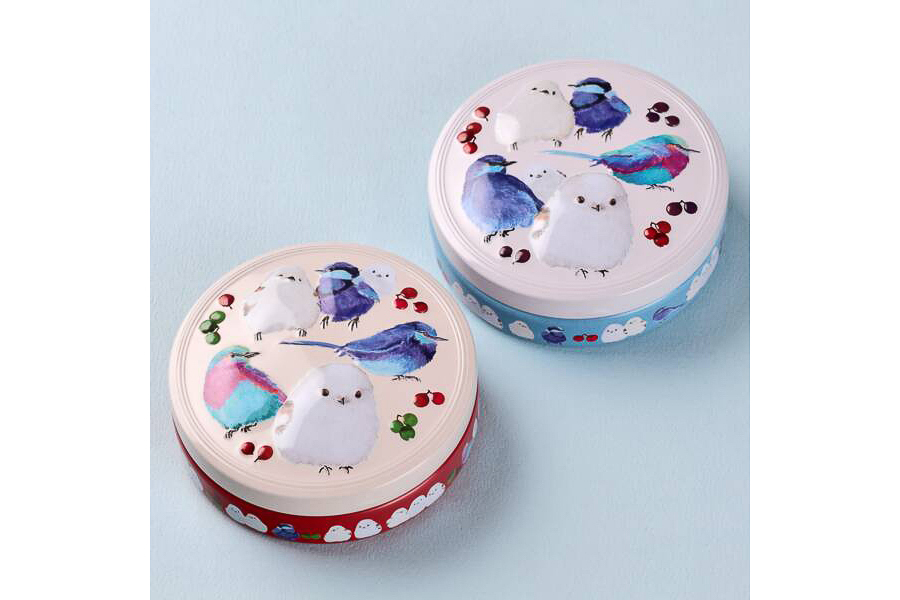 カルディコーヒーファーム「ホリデークッキー缶シマエナガとムシクイ柄」