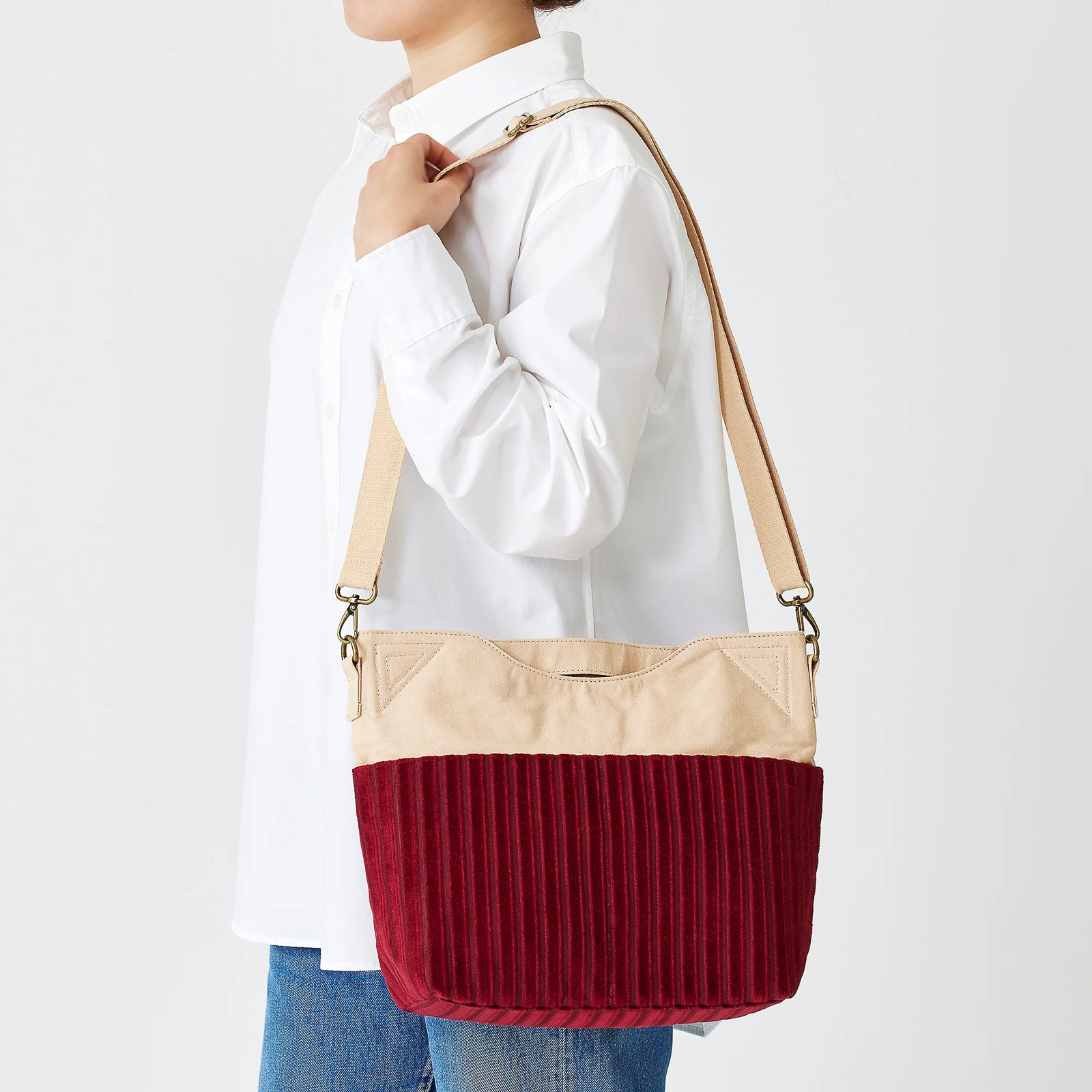 ソファー柄くたっとショルダーバッグ