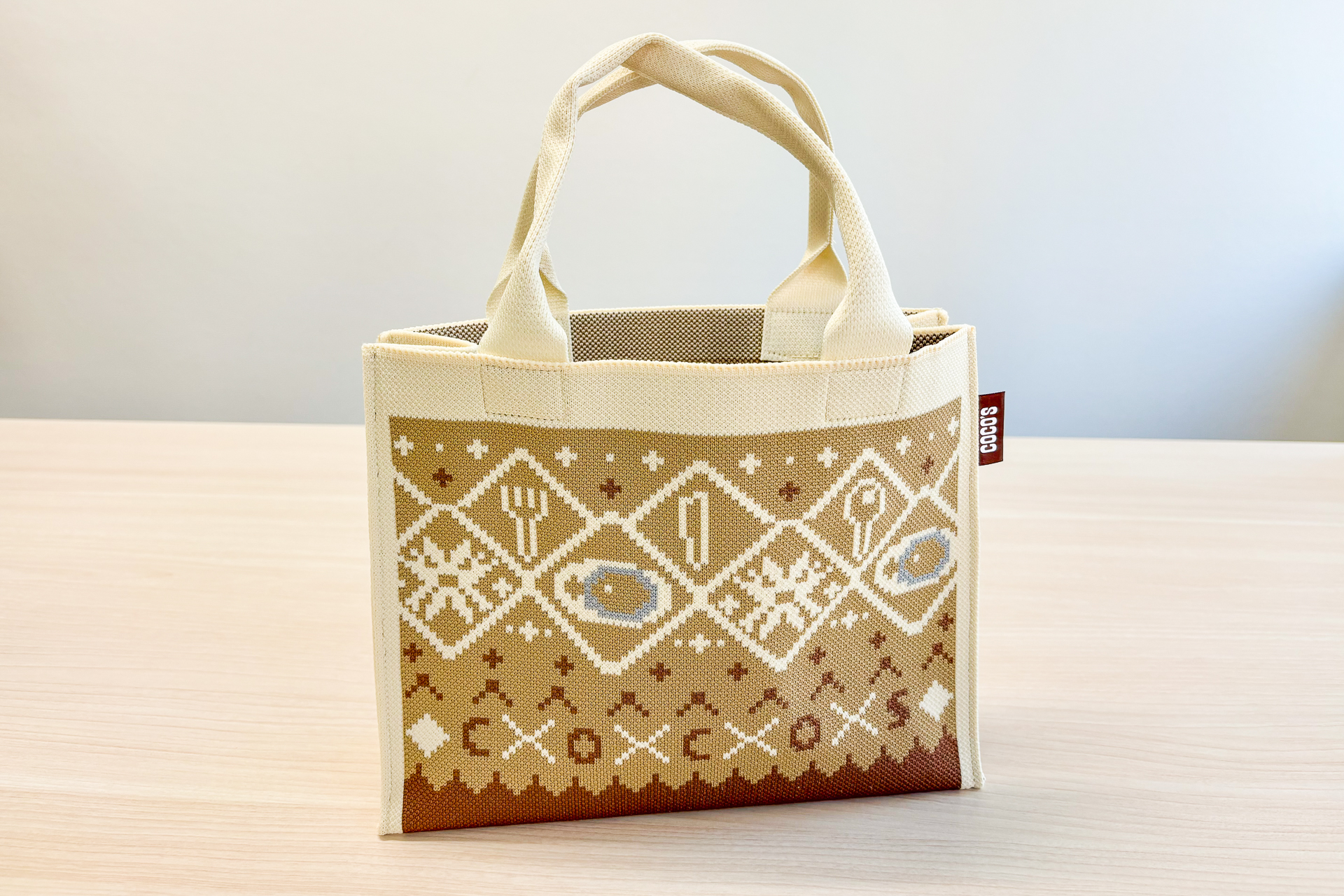 包み焼きハンバーグ柄ニットバッグ