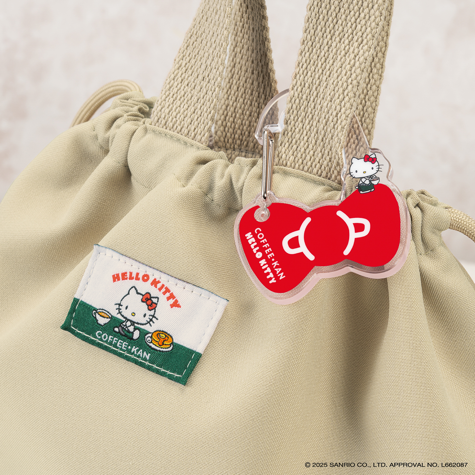 アクリルカラビナプレゼントキャンペーンも実施