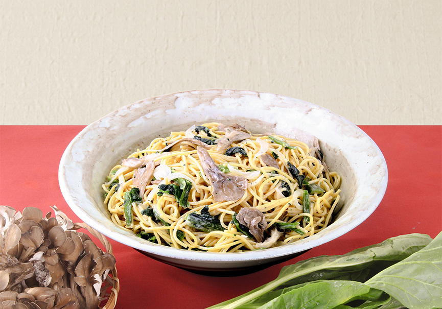 「ほうれん草と舞茸の豆乳クリームパスタ」