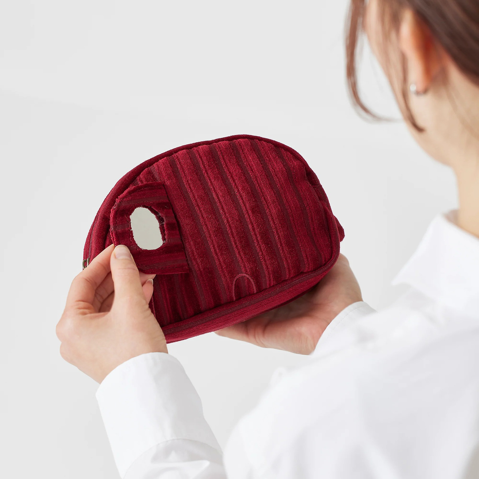 ソファー柄どむぞうくんポーチ