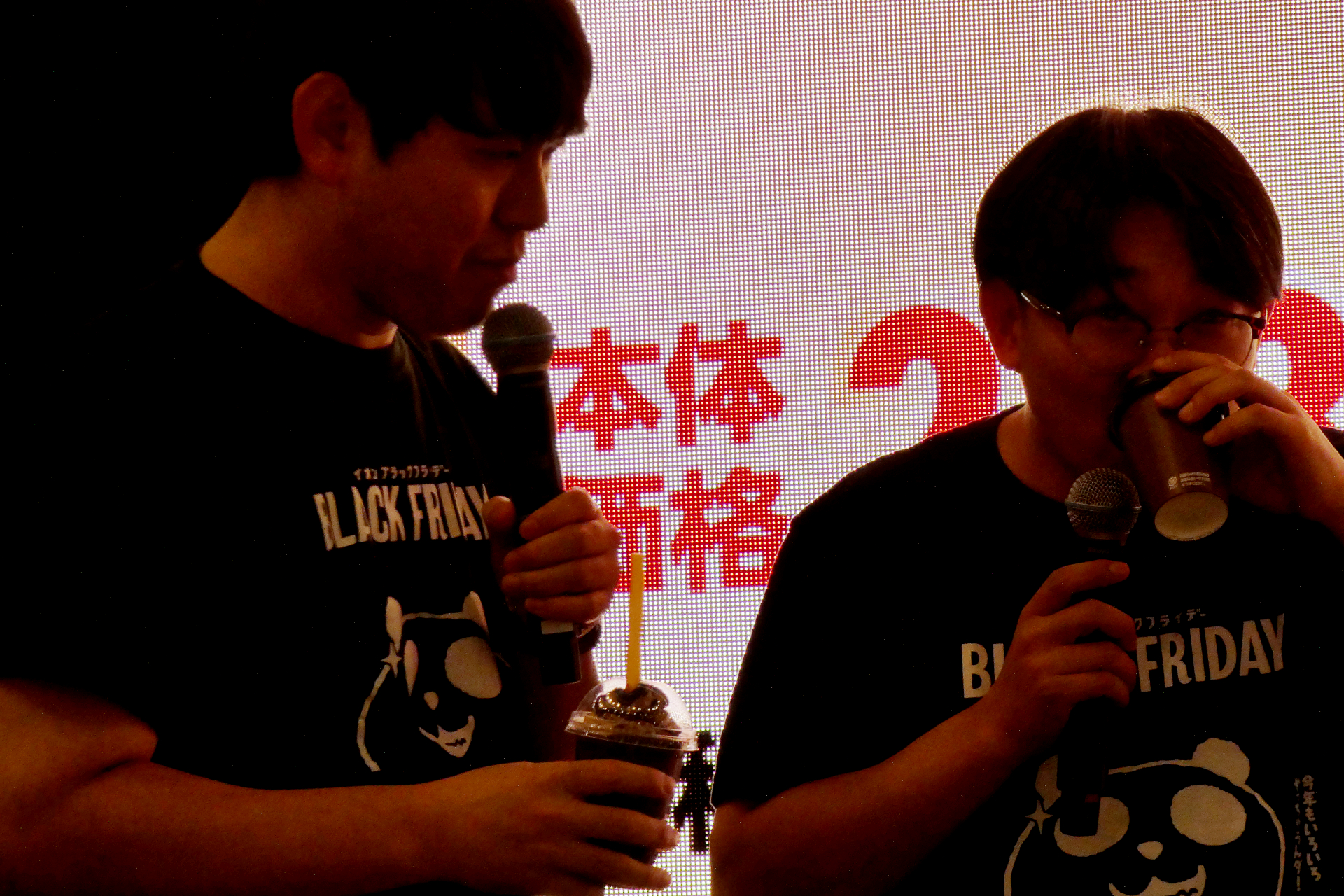 果汁工房果琳とゴディバのドリンクを鬼越トマホークとオズワルドがアピール