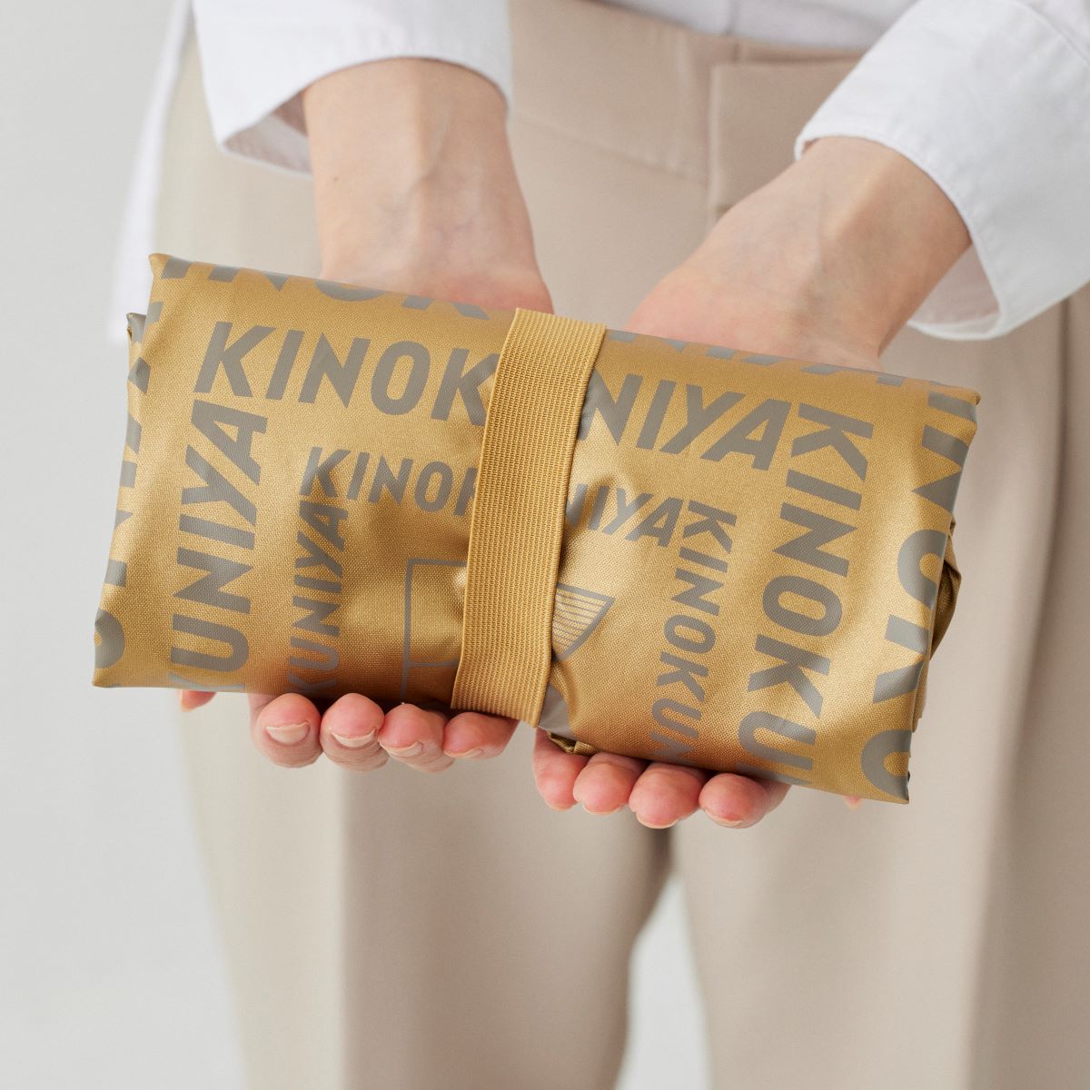 ゴムバンドで手軽にコンパクトに