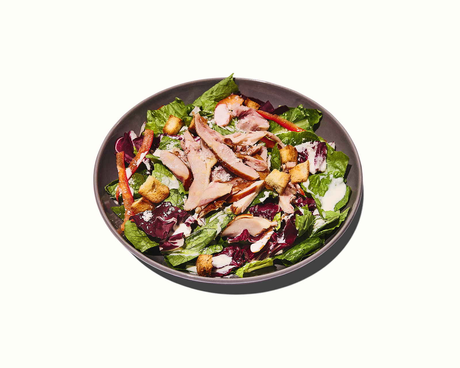 「香るスモークチキンのシーザーサラダ」（1500円）