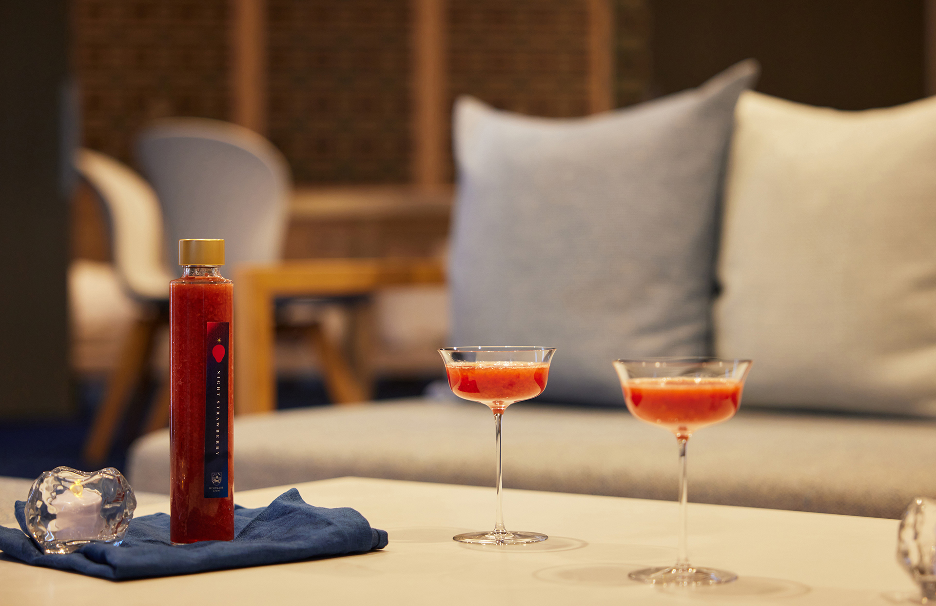 特製リキュールで作ったオリジナルカクテル