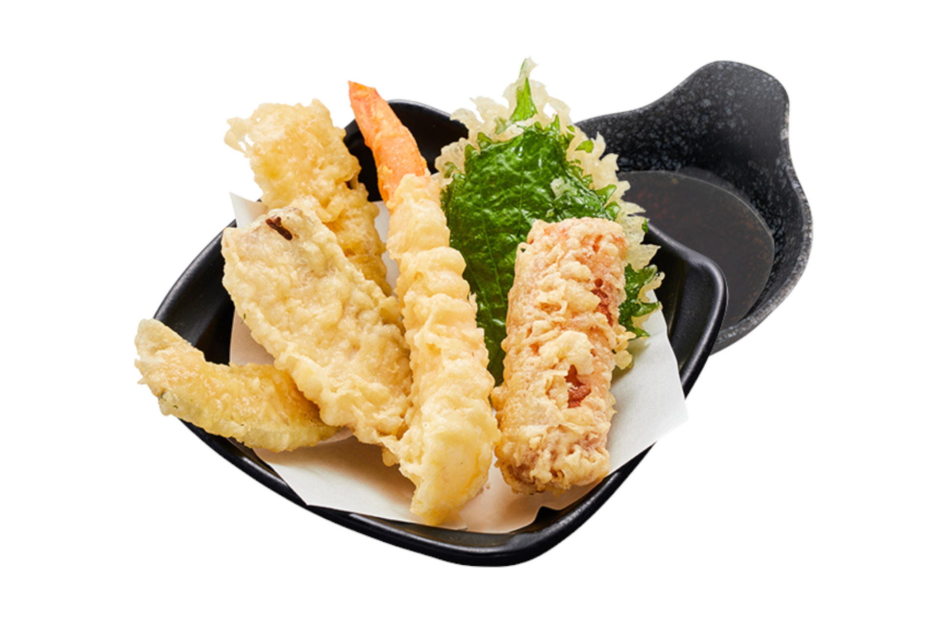 「季節の天ぷら盛り合わせ」寒ぶりや大えび、かぼちゃなどを一度に楽しめる