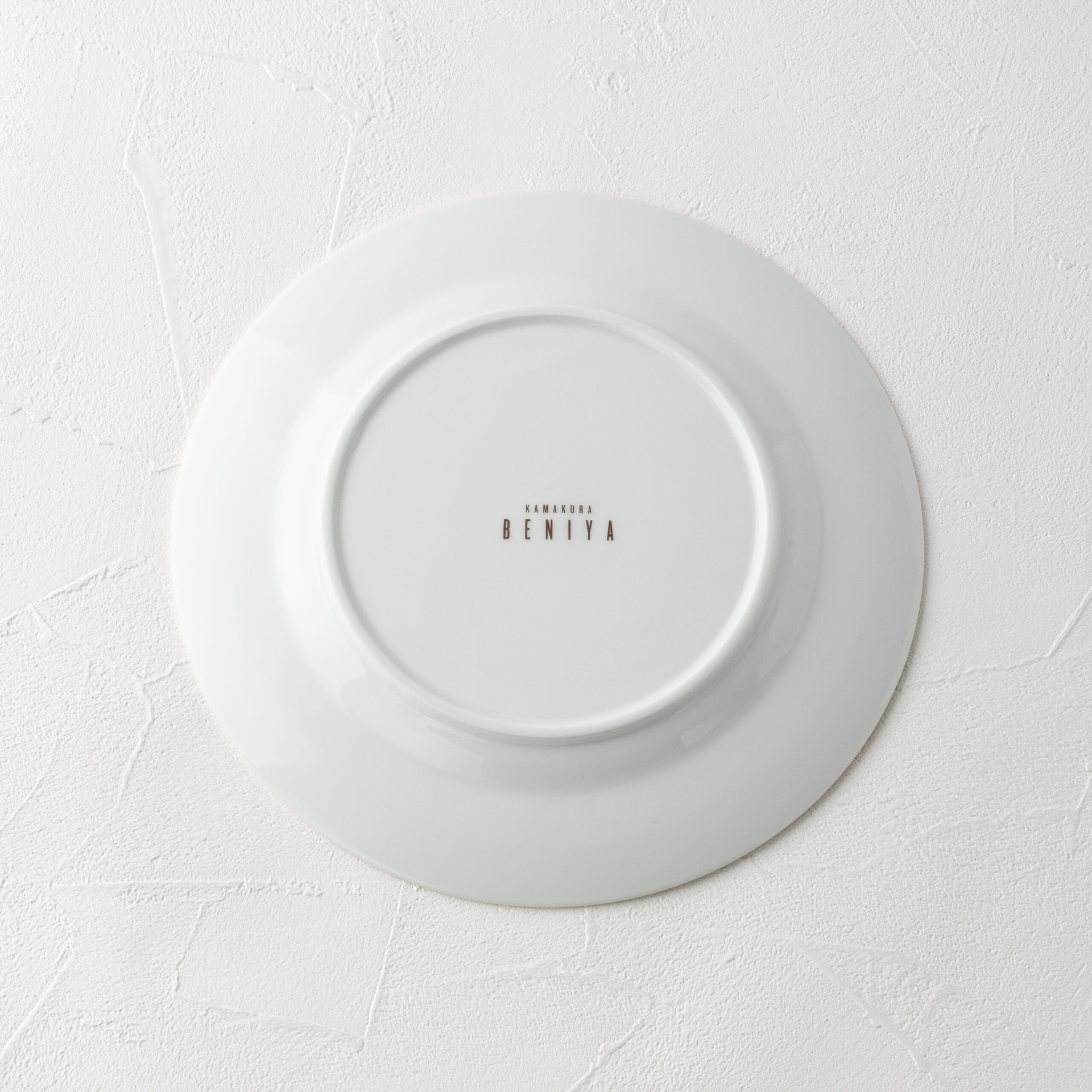 「リスくんプレート」約208×20mm（直径×高さ）