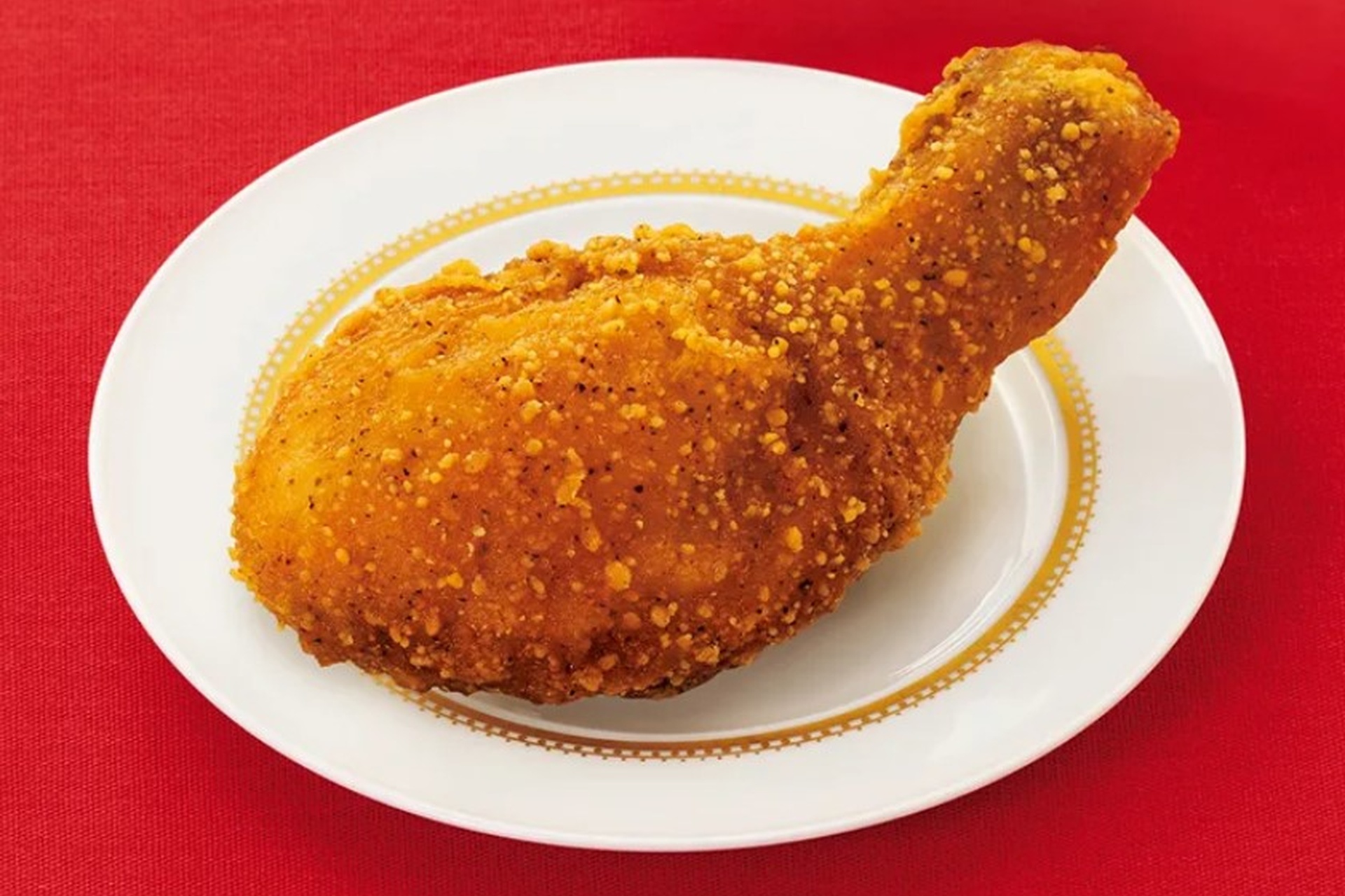 ファミマプレミアムチキン（骨付き）