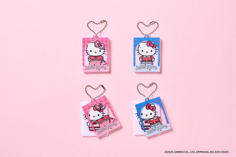 2枚組アクリルキーホルダー（全2種）