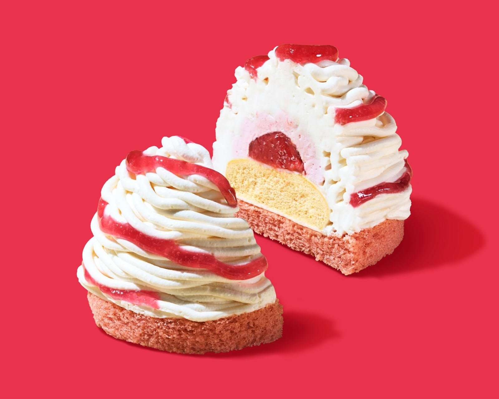 「いちごのモンブラン（メレンゲ入り）」（325円）
