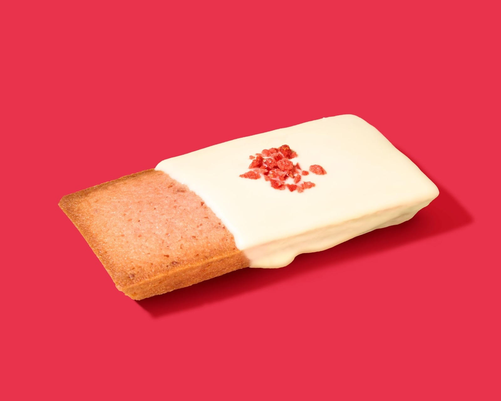 「いちごのフィナンシェ」（200円）