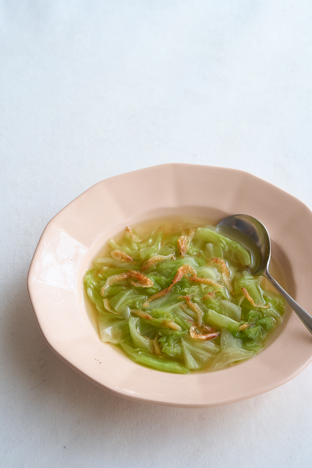 春キャベツと桜エビのスープ