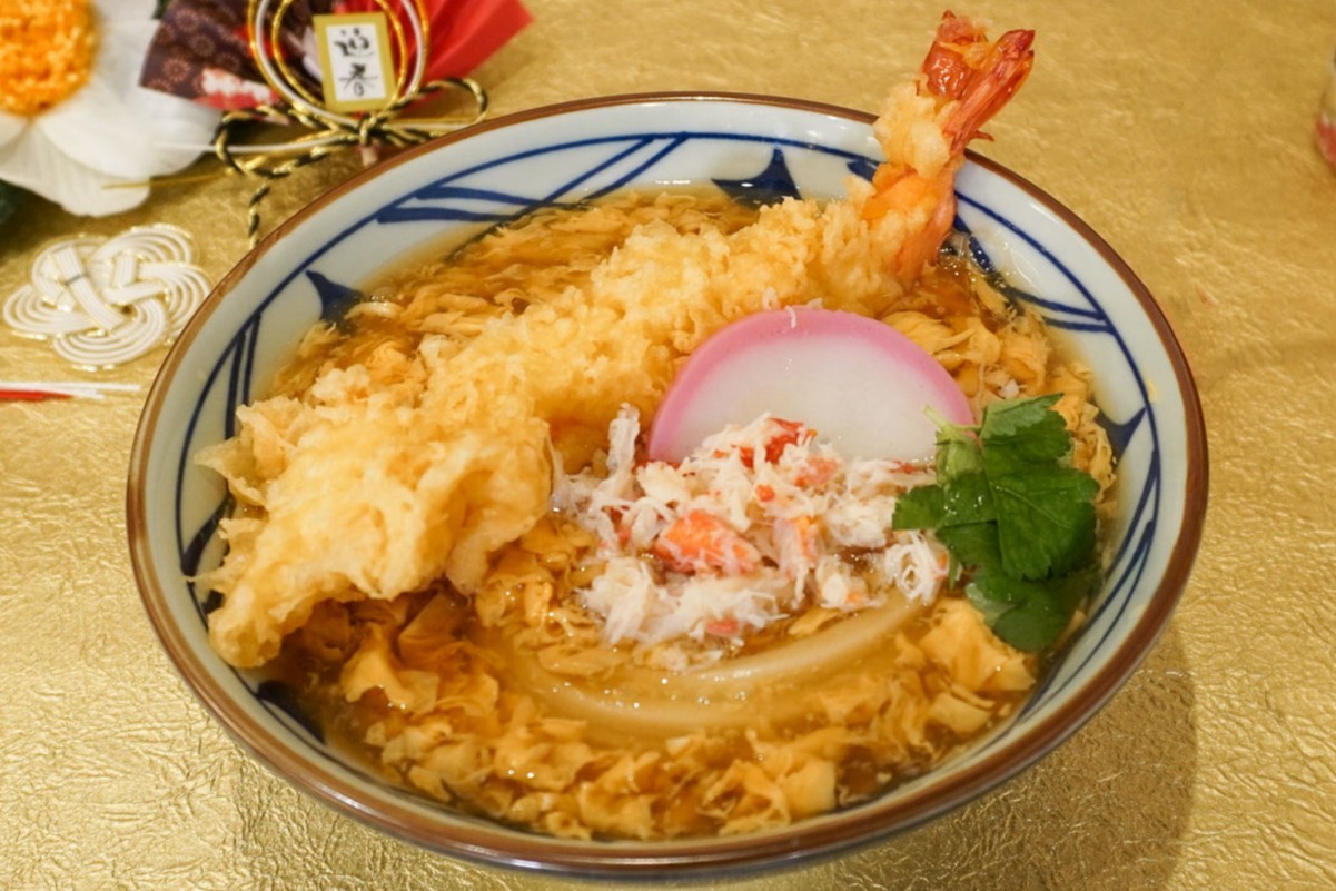 丸亀製麺「大海老天本ずわい蟹の玉子あんかけうどん」