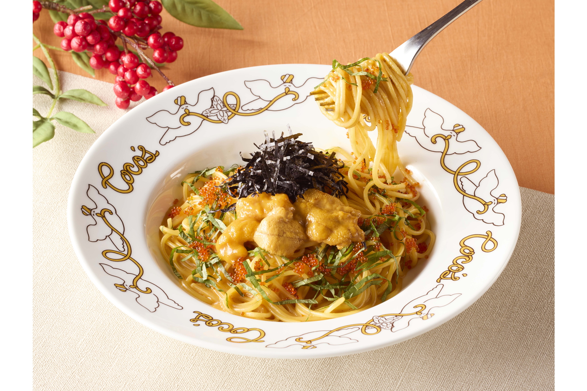 「濃厚ウニの贅沢クリームパスタ」（1419円）