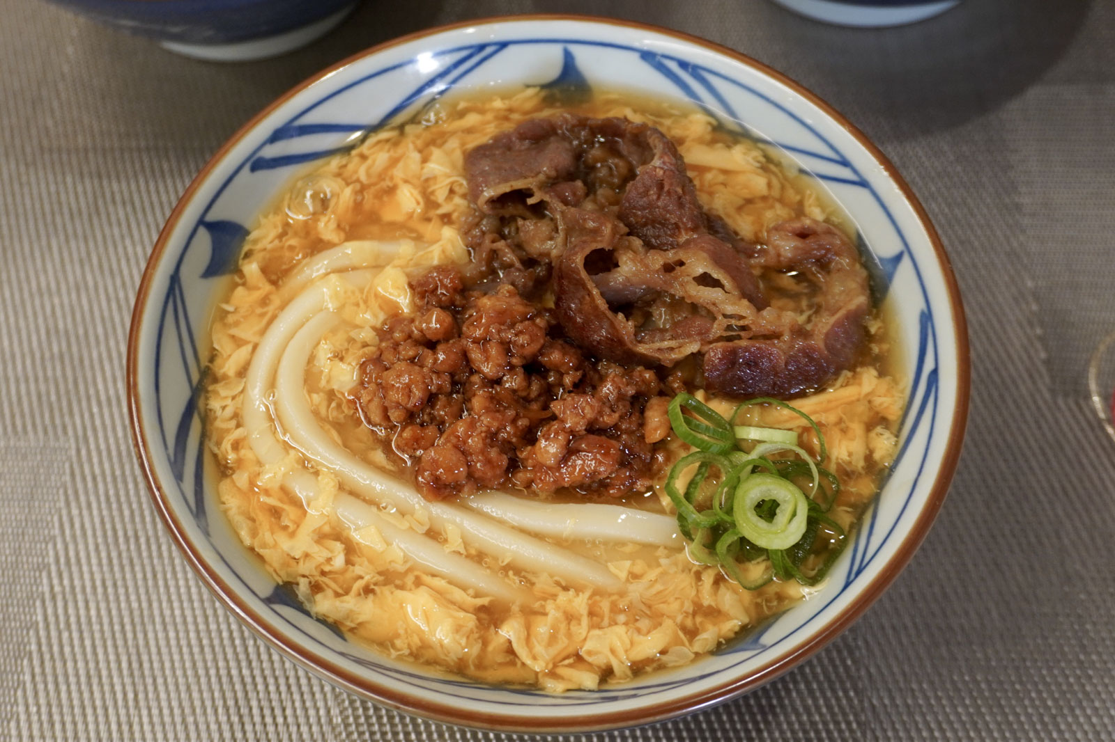 肉がさね玉子あんかけうどん