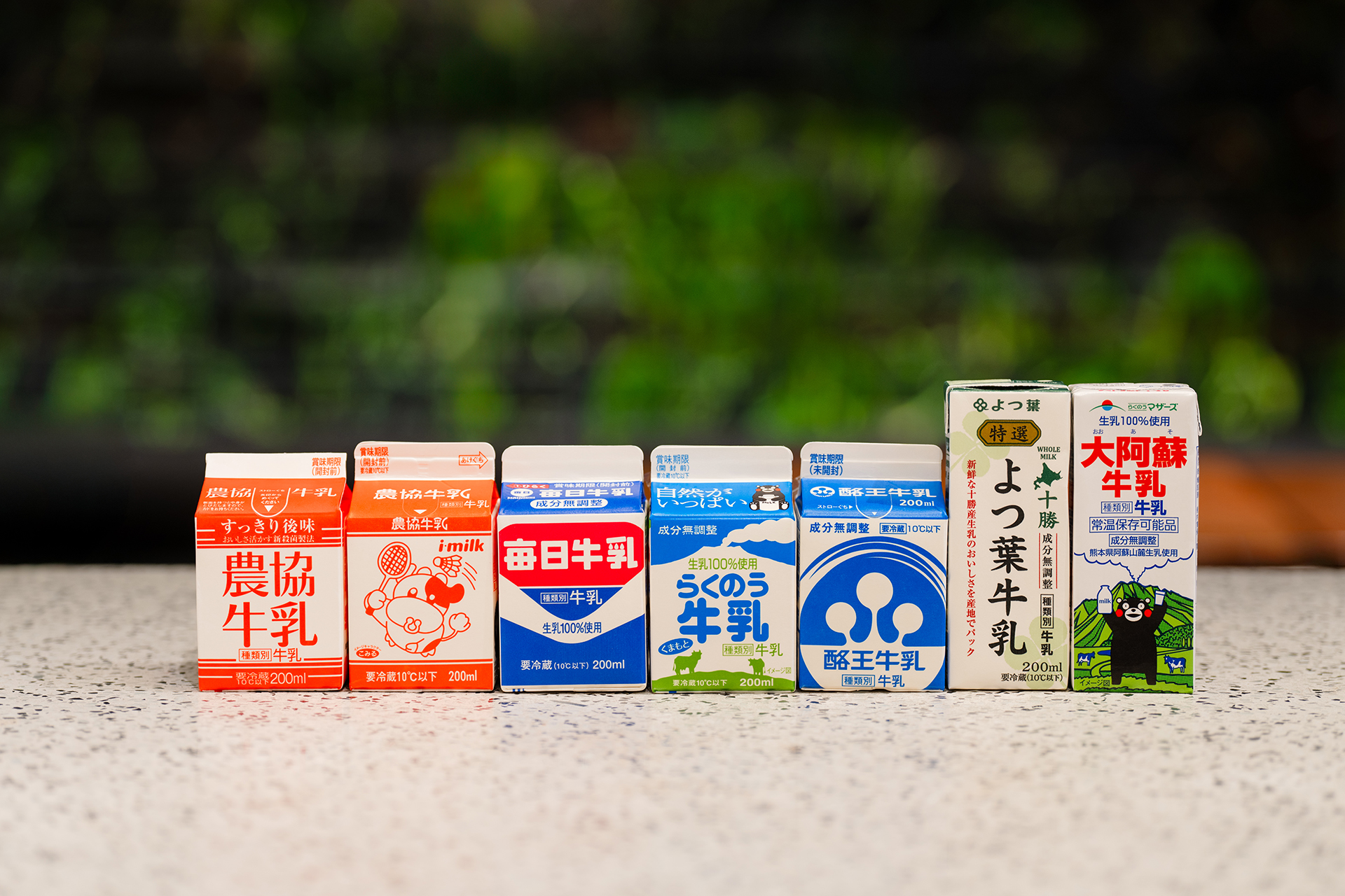 全国各地から選定したご当地牛乳