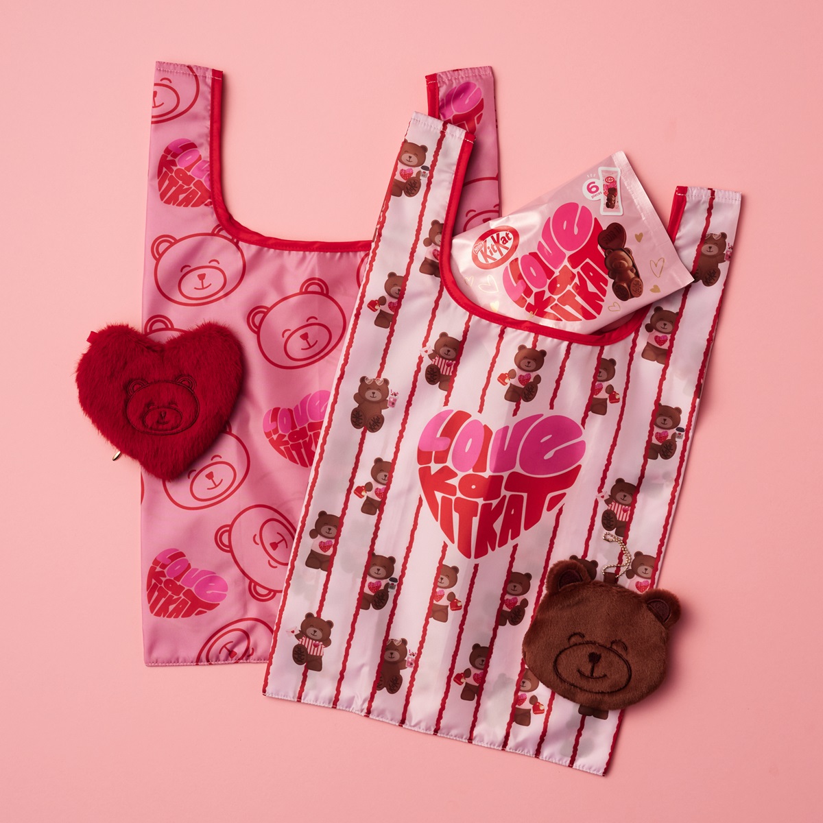 ポーチ付きショッピングバッグ各2750円、キットカット ハートフルベアー（6個入り）540円