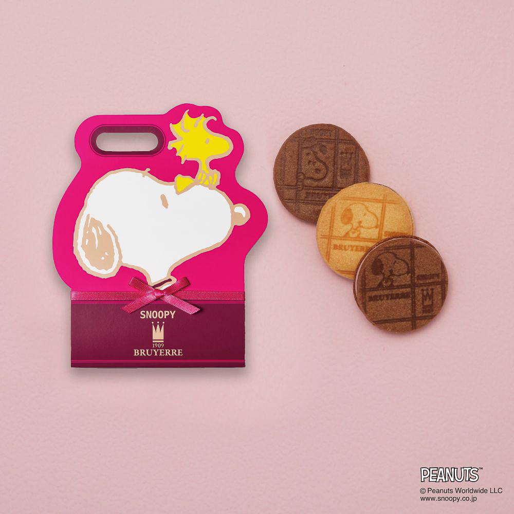「スヌーピー meets ブリュイエール ビスキュイサンド フェイスバッグ」（1274円）