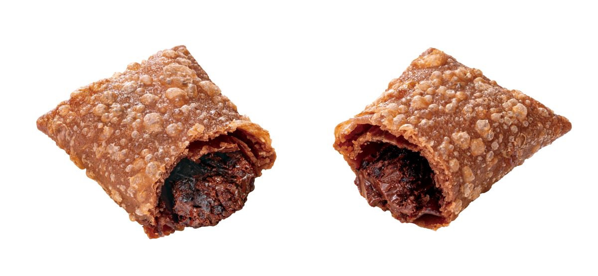 「濃厚黒ショコラパイ」（260円）