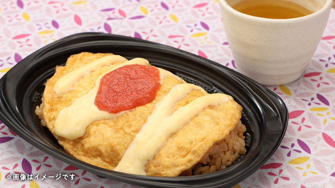 明太チーズソースのガーリックオムライス