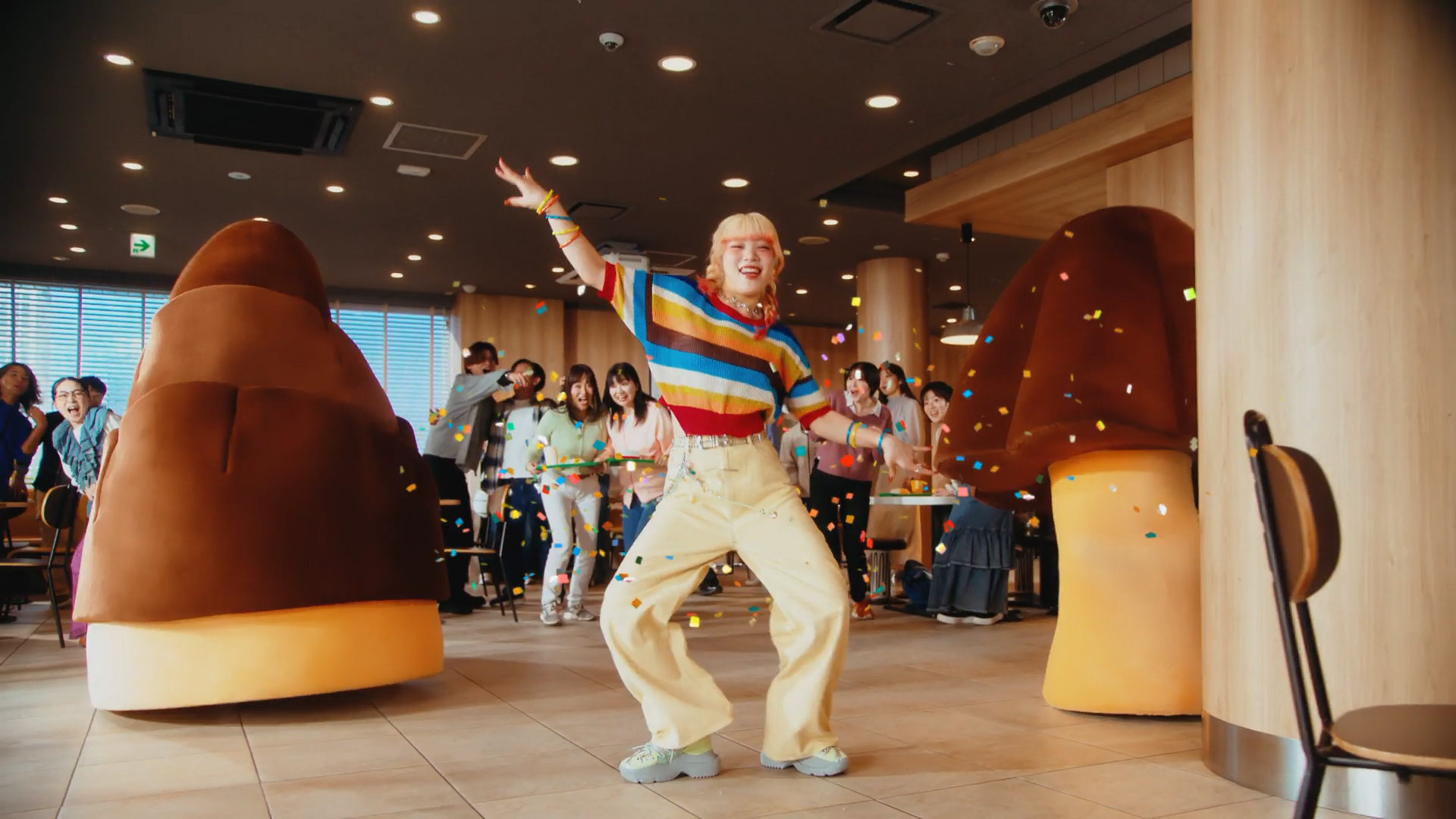 テレビCMでは「HANA」のMAHINAさんが登場