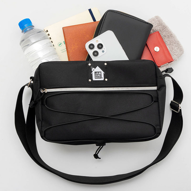 からあげクン ショルダーバッグ BOOK feat. JAM HOME MADE