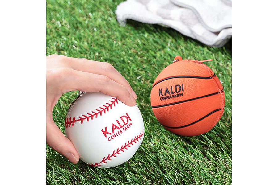 カルディコーヒーファーム「シリコンボールポーチ（スポーツ）」