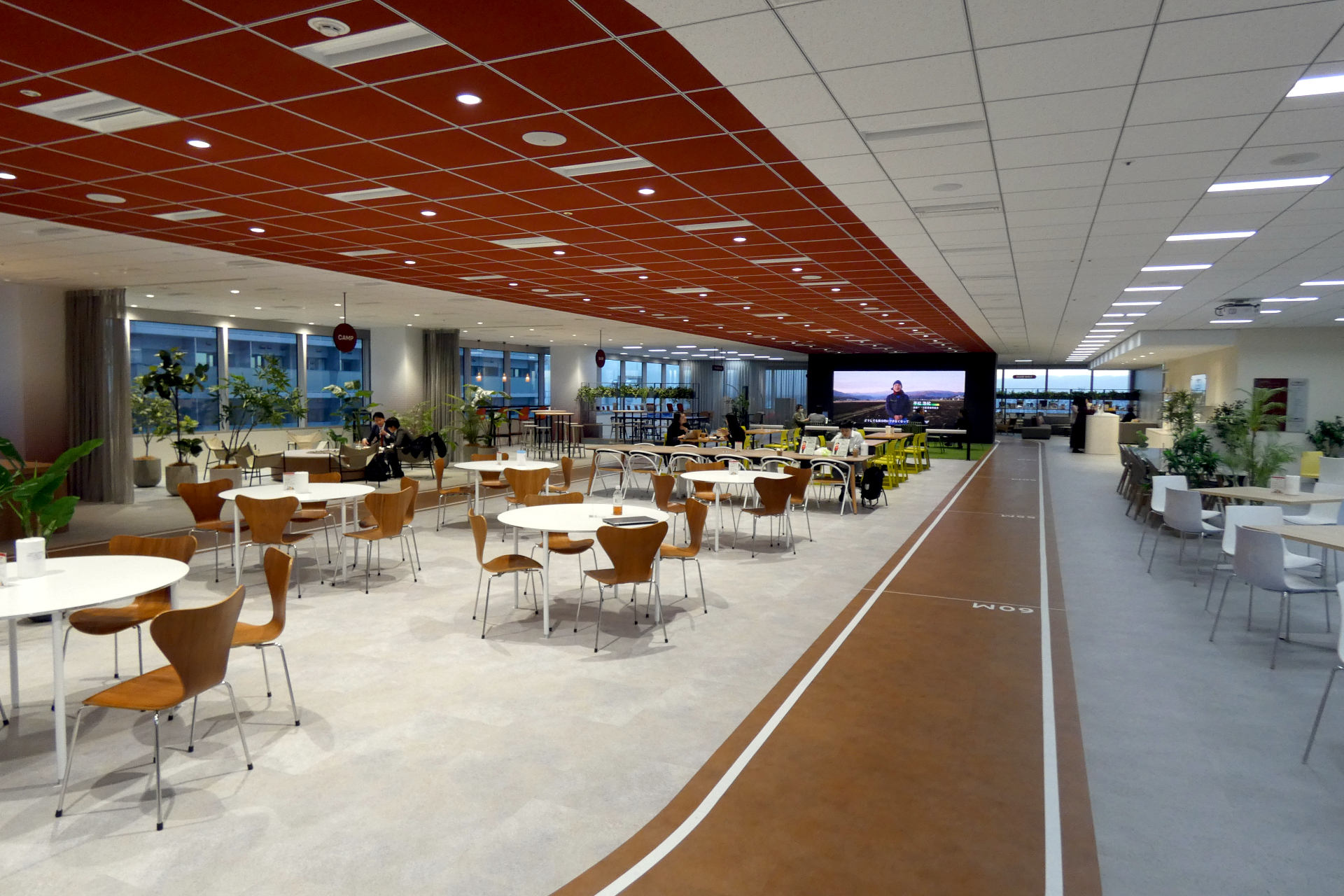 18階に新設された「イチハチTRACK」